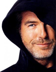 pierce-brosnan-bika